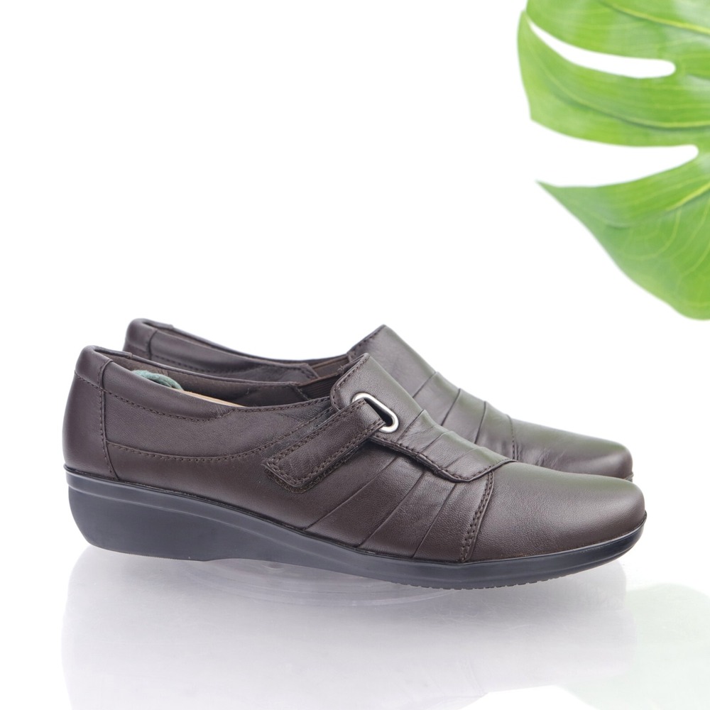 Clarks Womens Everlay Luna Loafers Size 7.5 M Brown Leather Flats Comfort Shoes
